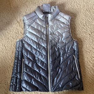 GAP vest gray ombré.